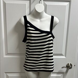 One Girl Who girls yourh Black White Striped Tank Top sleeves size large L
